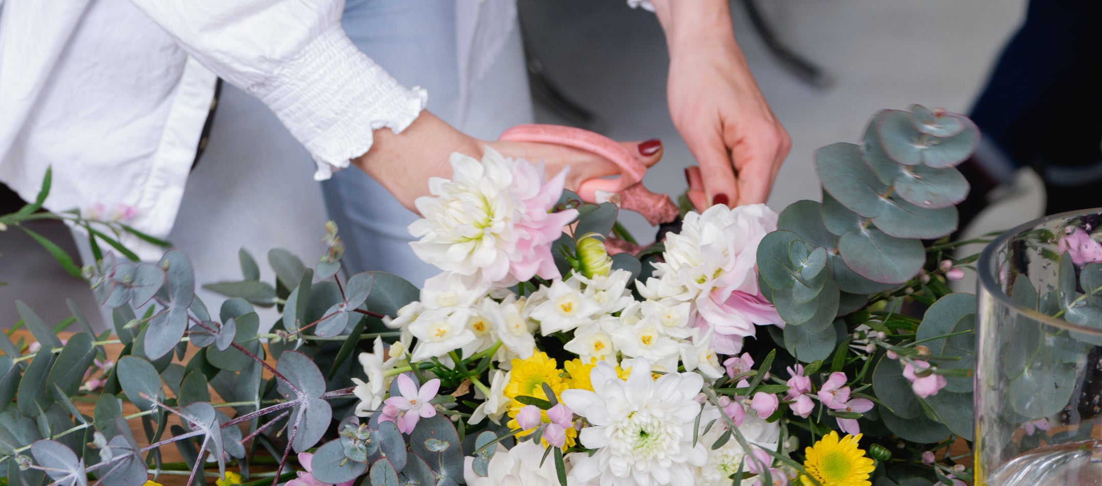 Flower Care: Florada's Tips on How to Keep Your Petals Perky!