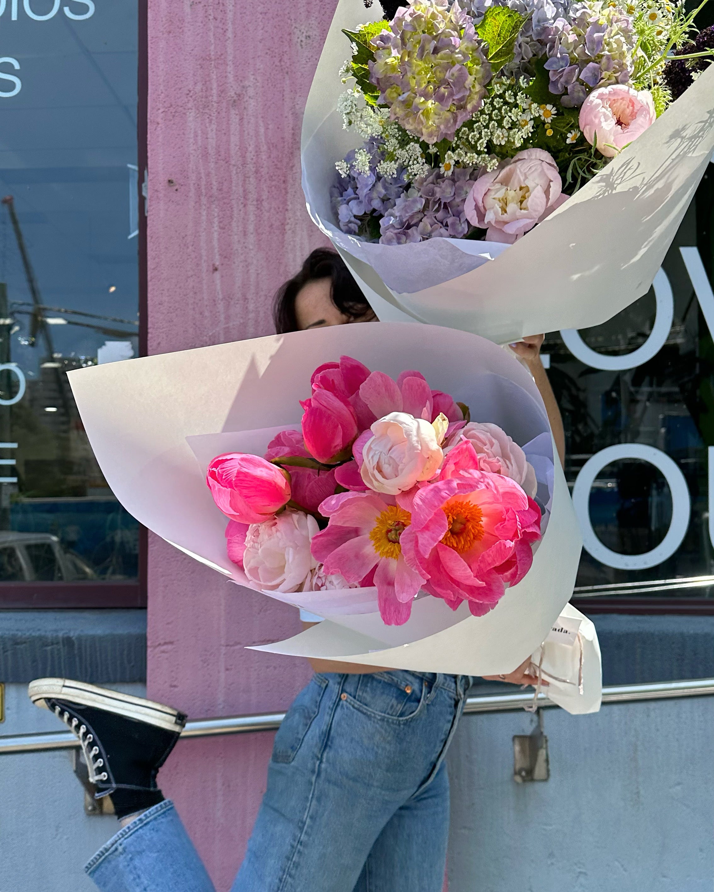 A Call to Ban Plastic Sleeves for Cut Flowers in NSW